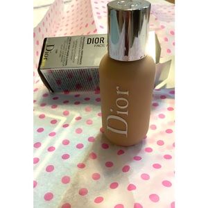 Dior Backstage Face & Body Foundation 2.5
